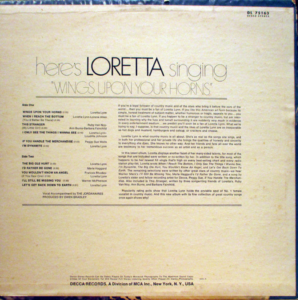 Loretta Lynn : Here's Loretta Singing "Wings Upon Your Horns" (LP, Album, Pin)