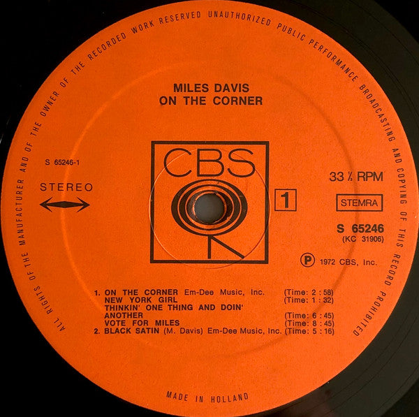 Miles Davis : On The Corner (LP, Album, Gat)