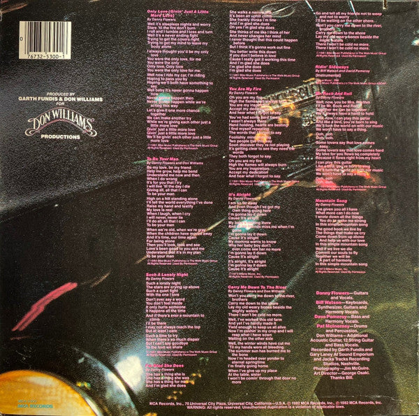 The Scratch Band (2) Featuring Danny Flowers : The Scratch Band Featuring Danny Flowers (LP, Album, Glo)
