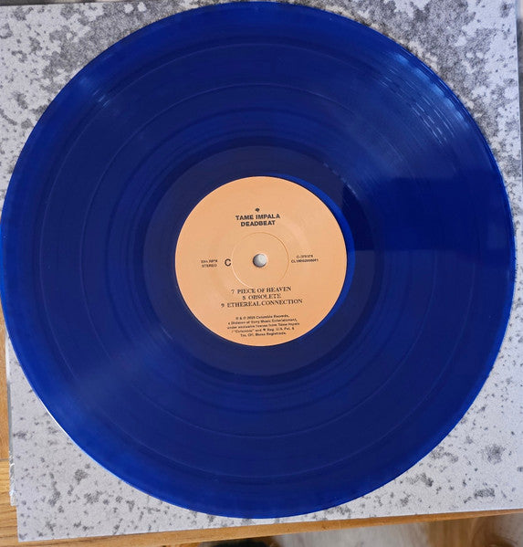 Tame Impala : Deadbeat (LP,Album,Stereo)