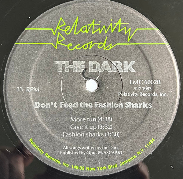 The Dark (5) : Don't Feed The Fashion Sharks (LP)