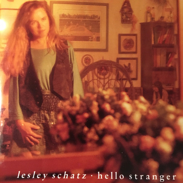 Lesley Schatz - Hello Stranger (CD, Album) - De Platen Aap – Vinylwinkel in Brielle & online webshop voor muziekliefhebbers