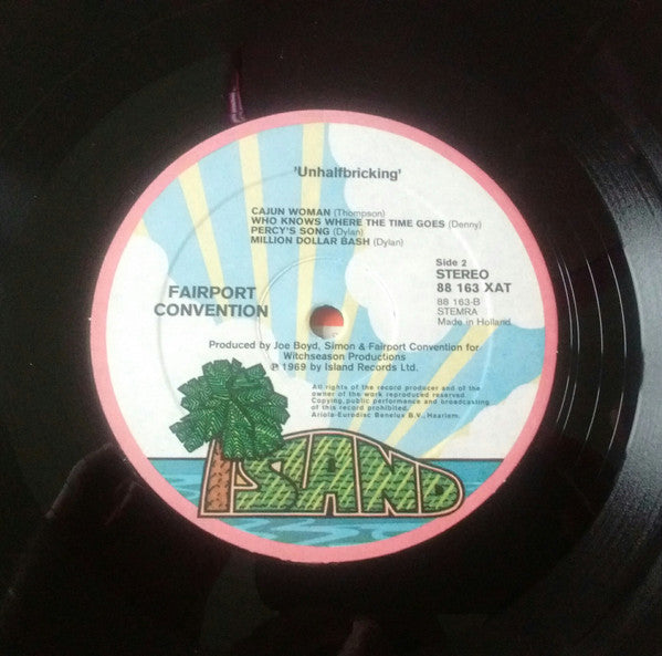 Fairport Convention : Unhalfbricking (LP, Album, RE)